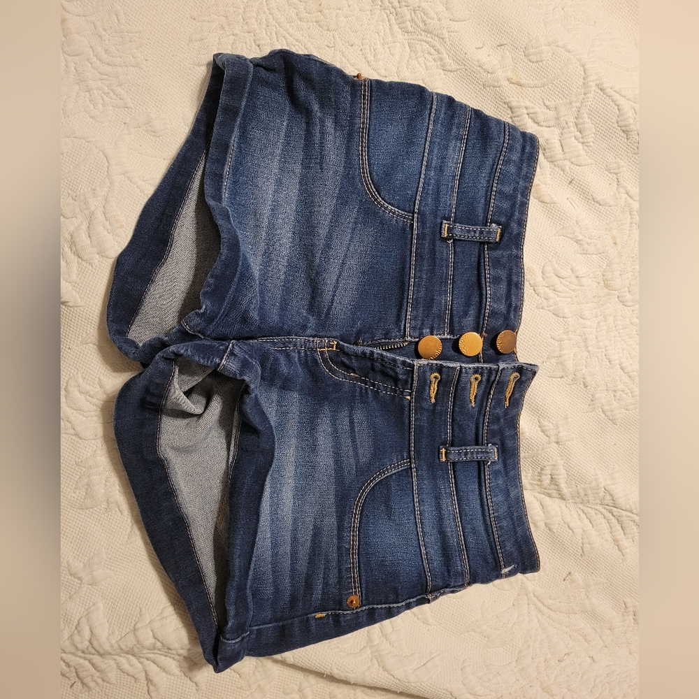 No Boundaries Button fly shorts 7